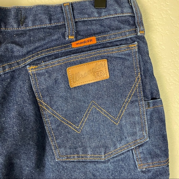 Wrangler Flame Resistant Denim Jeans Size 36X38 - Picture 5 of 7